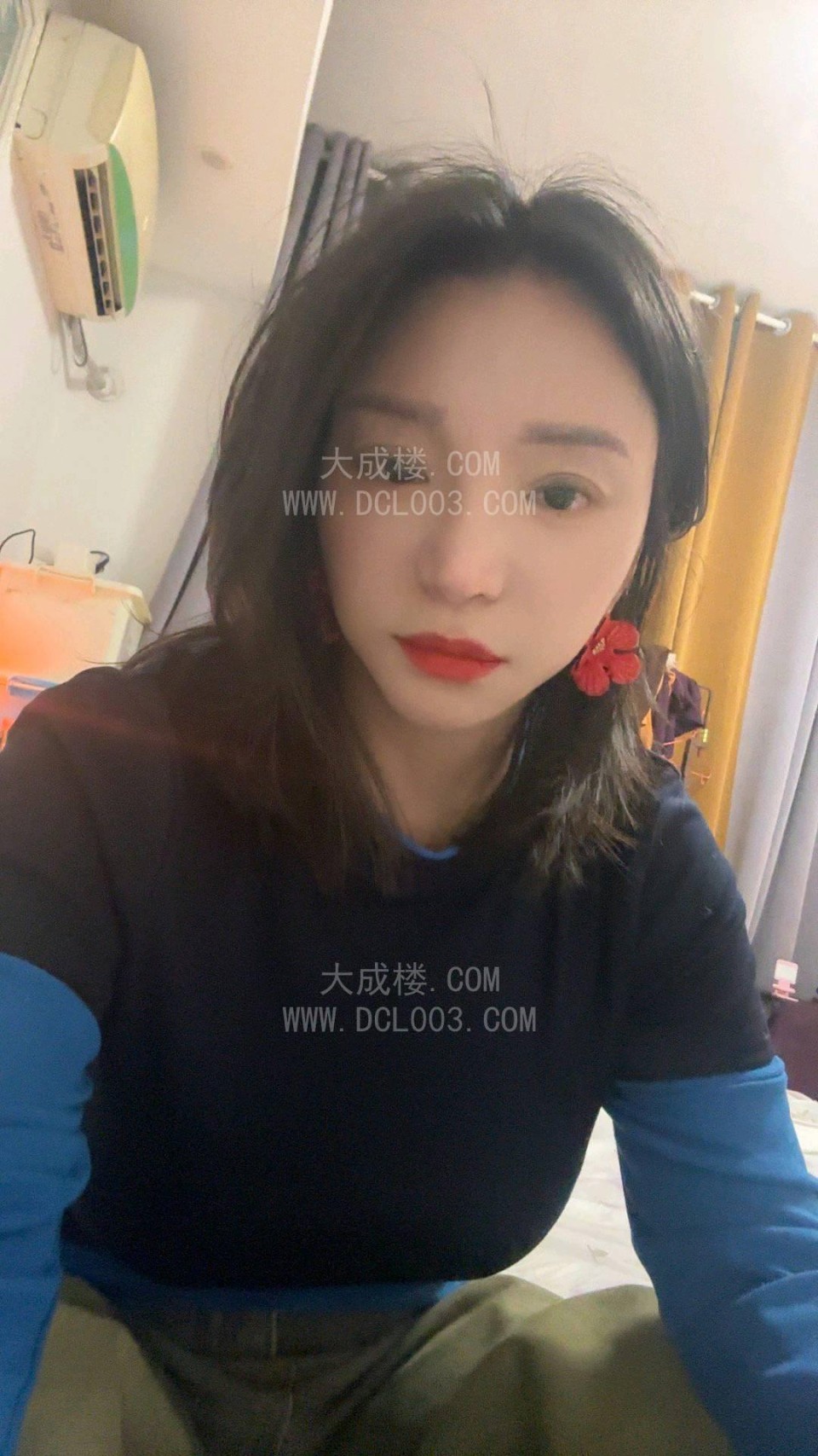 杭州戴眼镜的大胸少妇