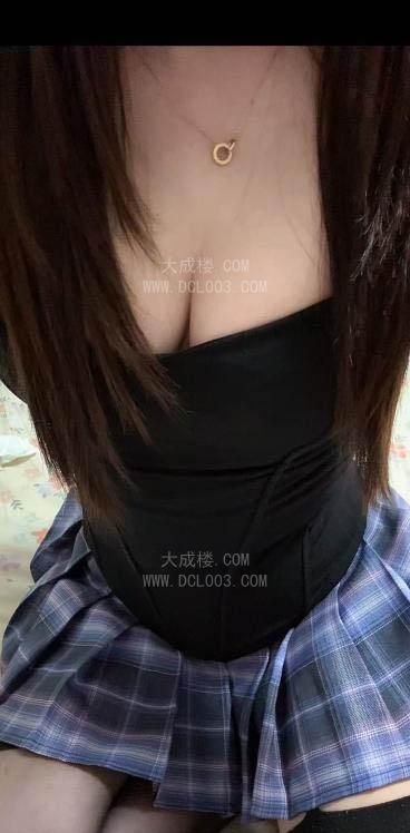 南京秦淮子希
