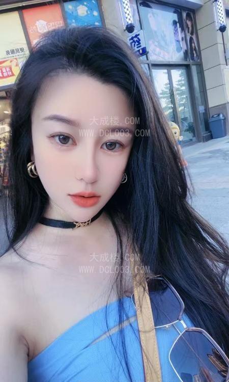 龙华媚眼骚猫