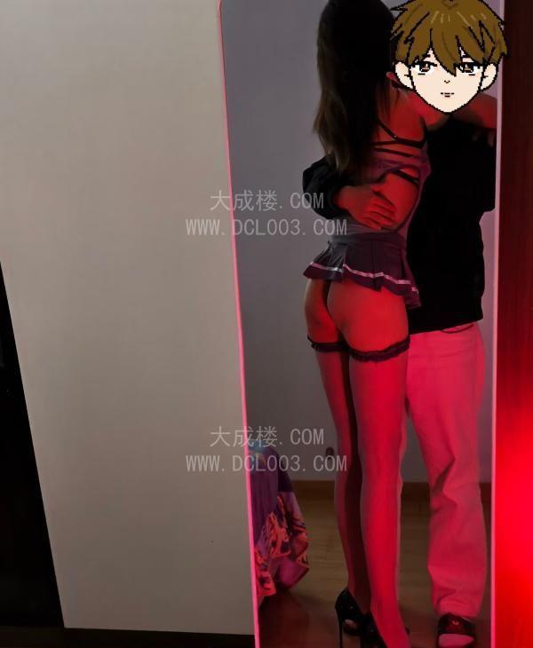 南京江宁喷水大长腿