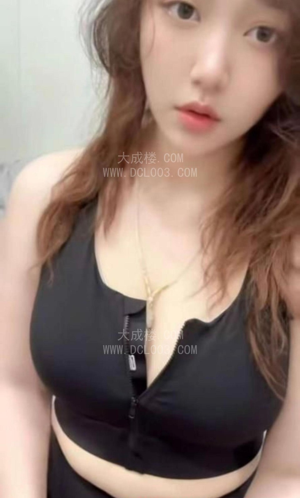 天河丰满性感小骚货