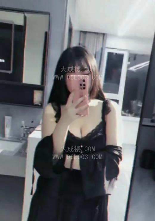 铁西大胸萝莉妹子