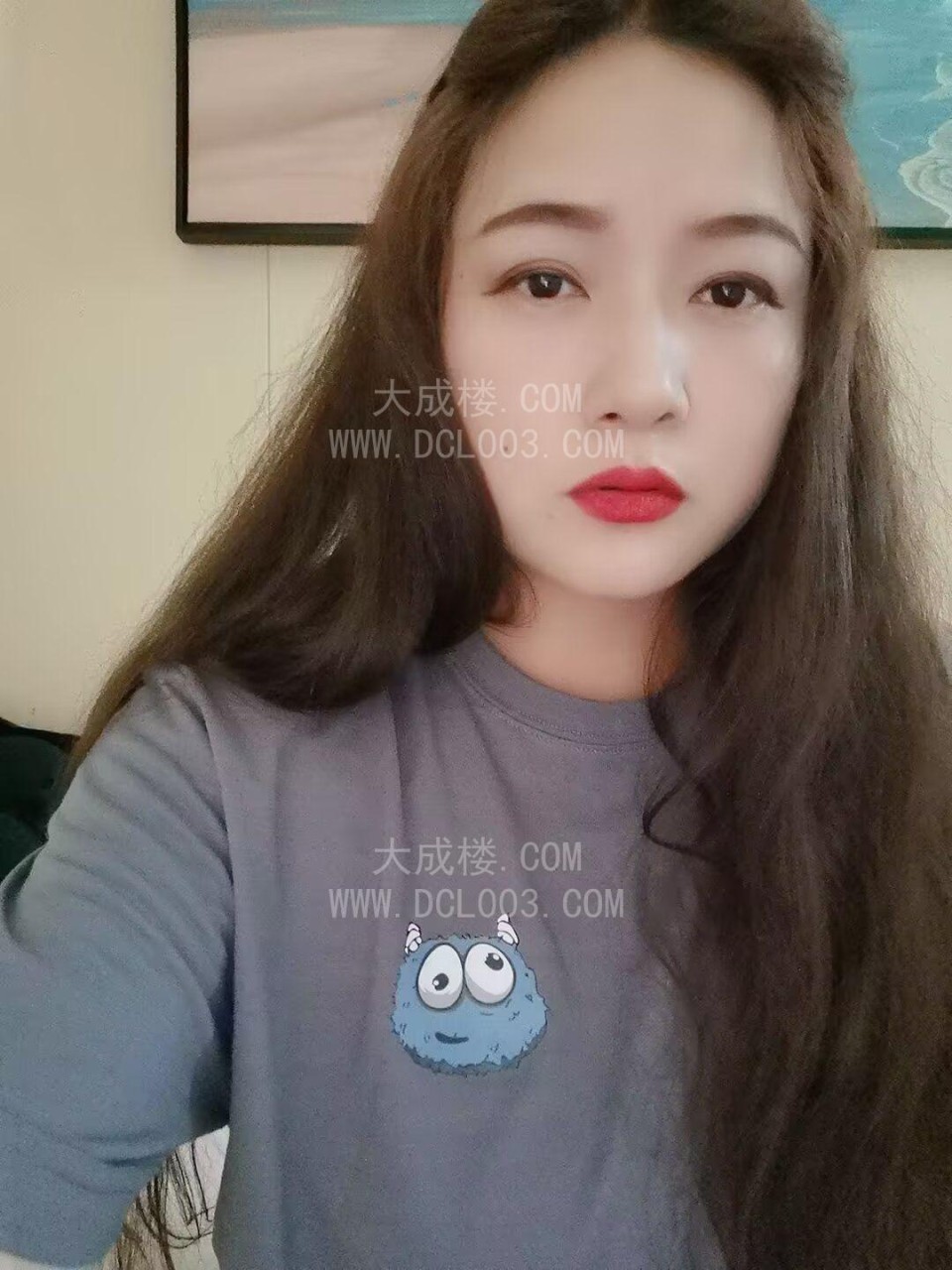 龙华丰满大波糖糖