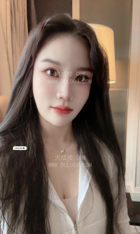 健身女孩西宝