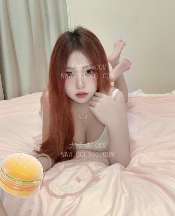 龙华制服曼曼