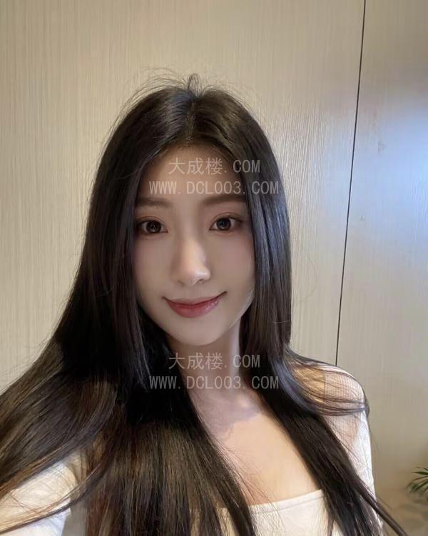 妩媚大胸御姐