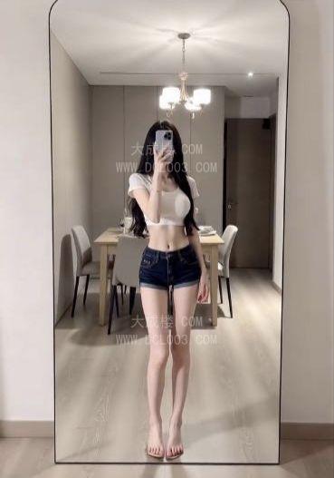 浦东长腿细腰小琴