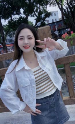 龙华双飞玉儿