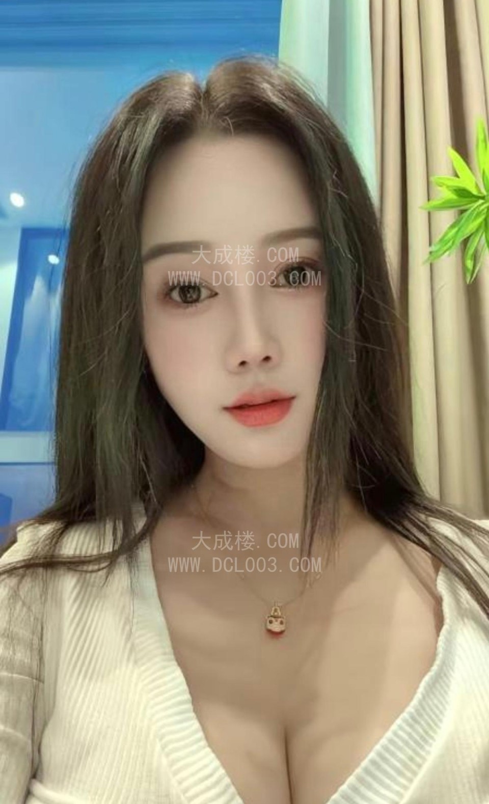 杭州颜值D奶骚女冷萌