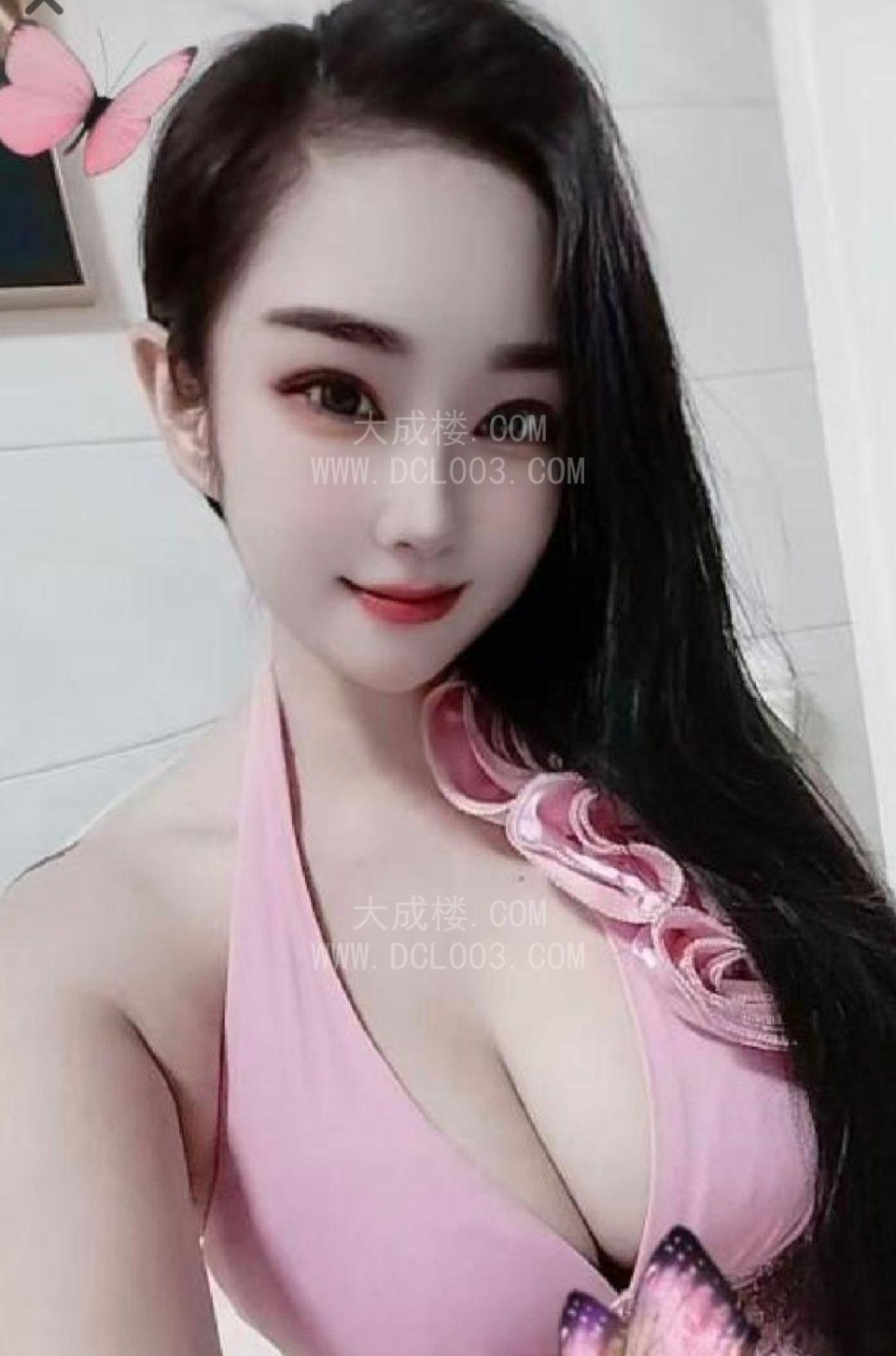 前凸后翘的乐宝