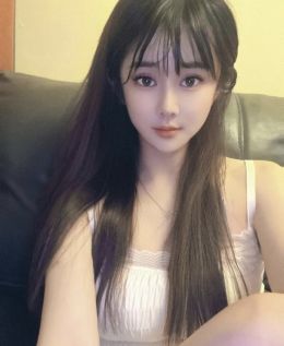 青春活力的小妹妹