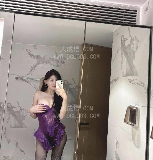 南山腿长腰细胸大Lisa