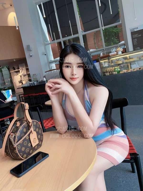 龙华清湖地铁站妮妮