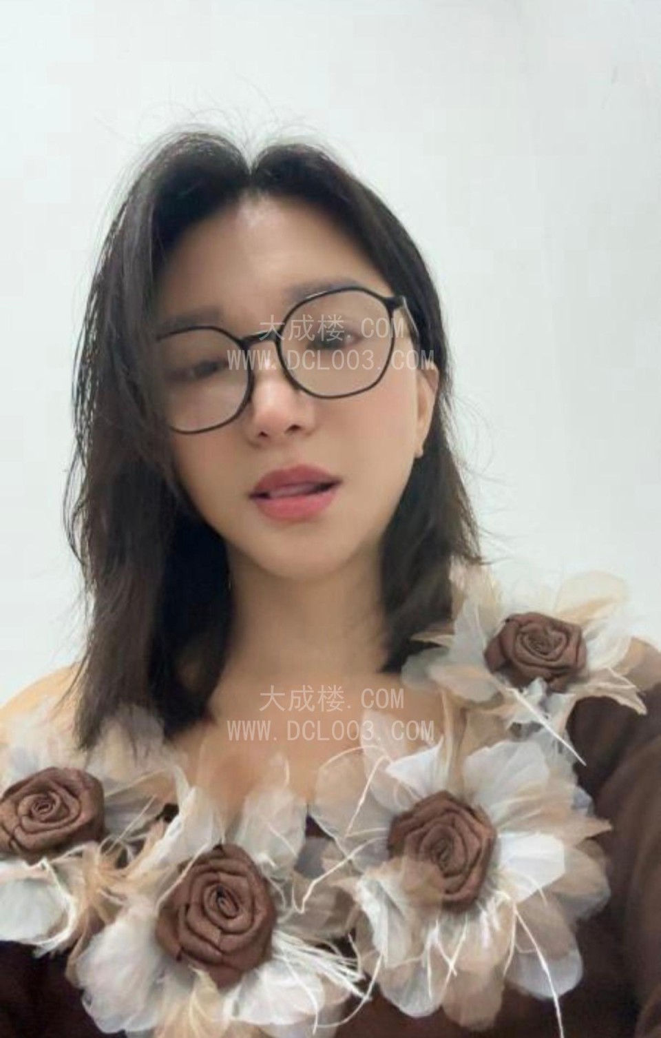 杭州眼镜风骚少妇