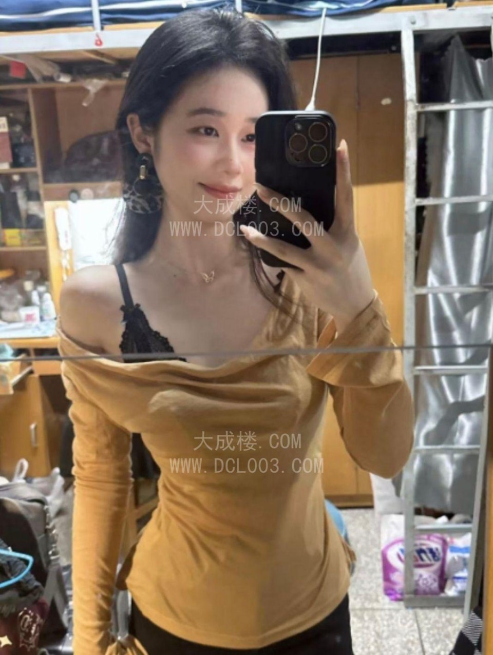 天河兼三点粉嫩妹诗诗