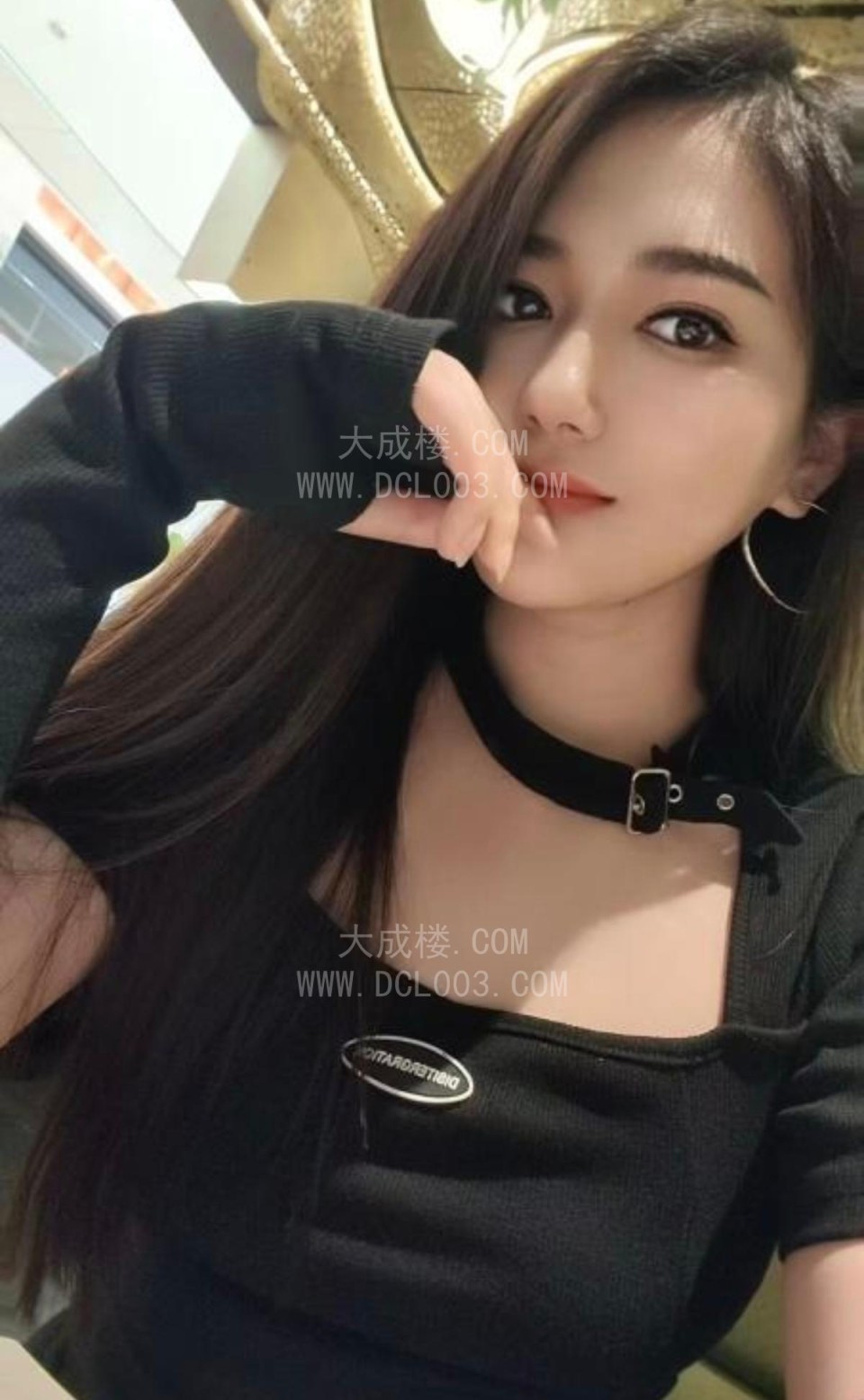 重庆苗条紧逼大奶小骚妹