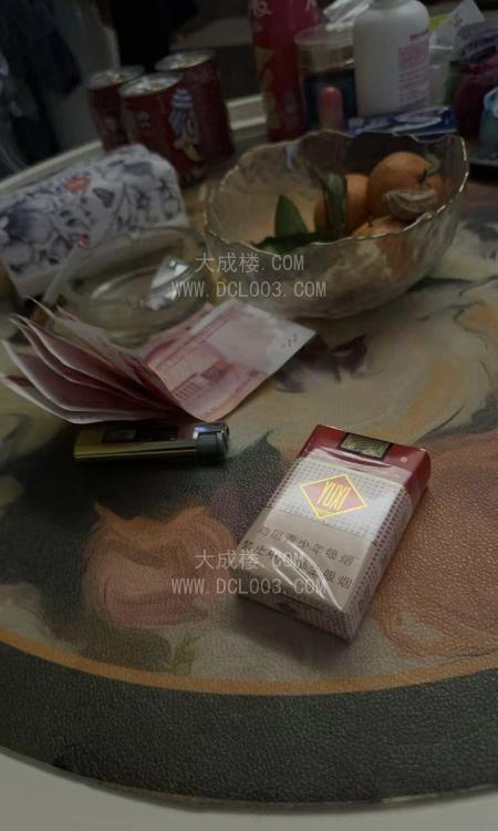 风骚短发御姐