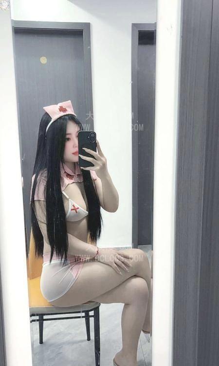 大奶大屁股骚妇