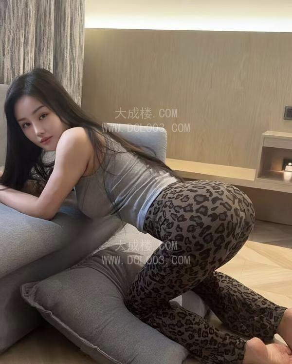 上城翘臀骚兮兮