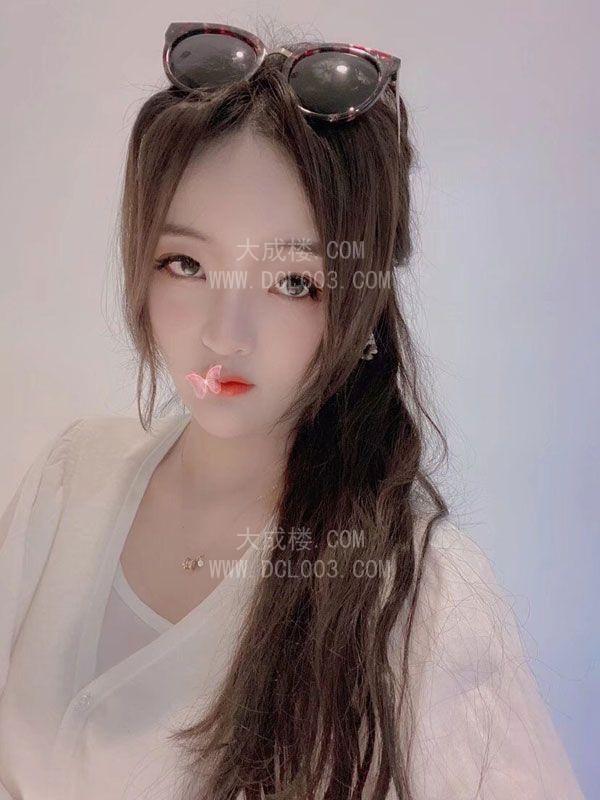 东城欧美版身材安妮